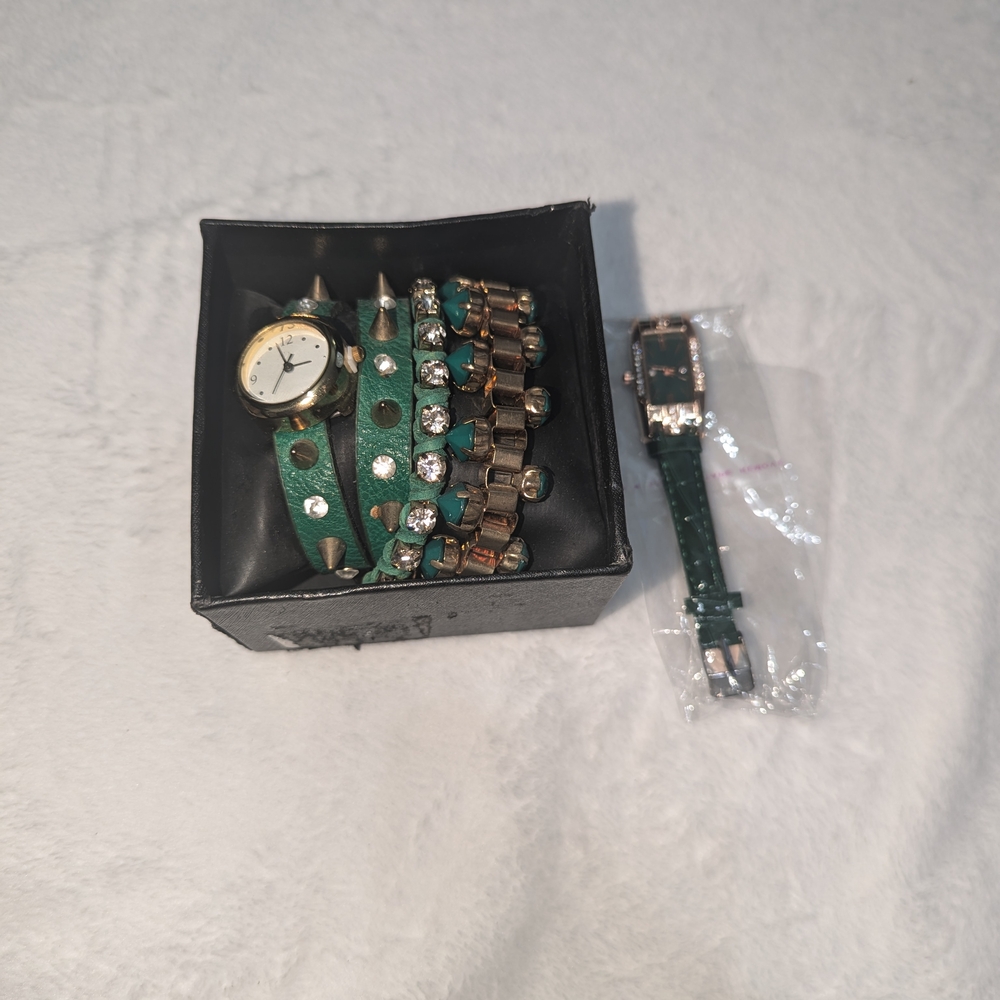 Green Studded Women's Watch Set